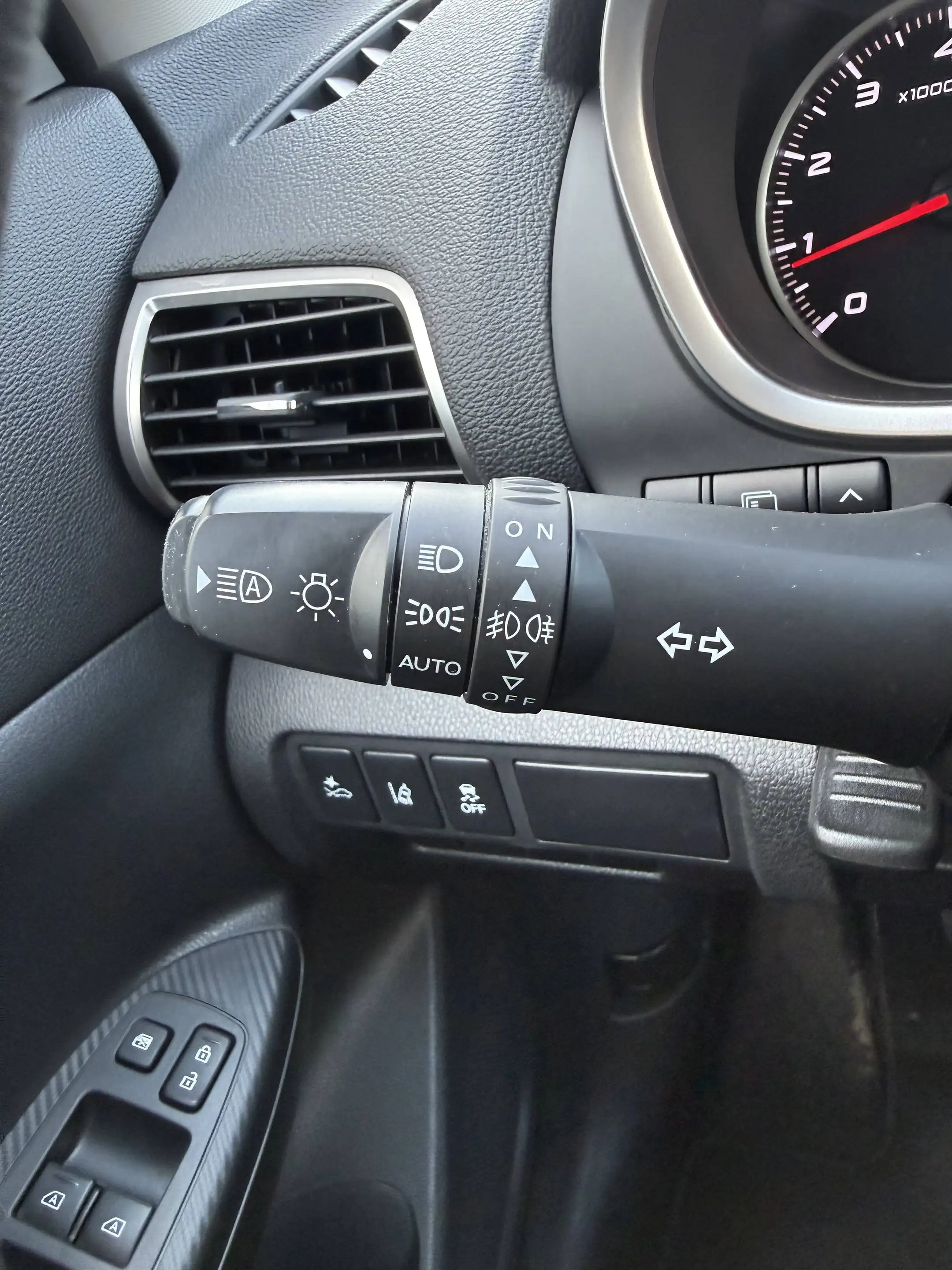 Mitsubishi Eclipse Cross ACTIVE+ 1,5l Turbo AppleCarPlay|AndroidAuto|AHK|360Grad|2terRadsatz — photo 11