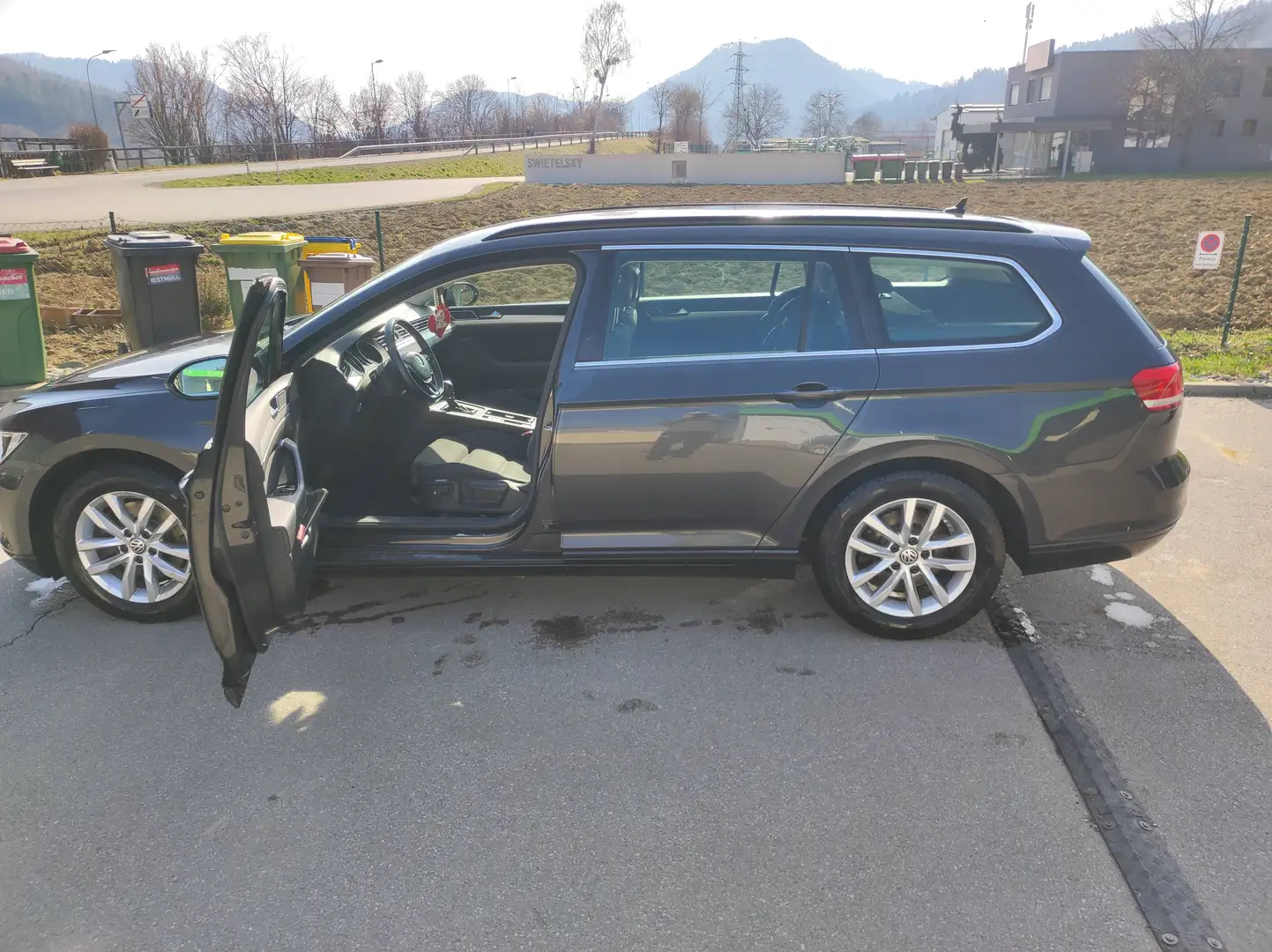 Volkswagen Passat B8 Variant Schwarz - 2