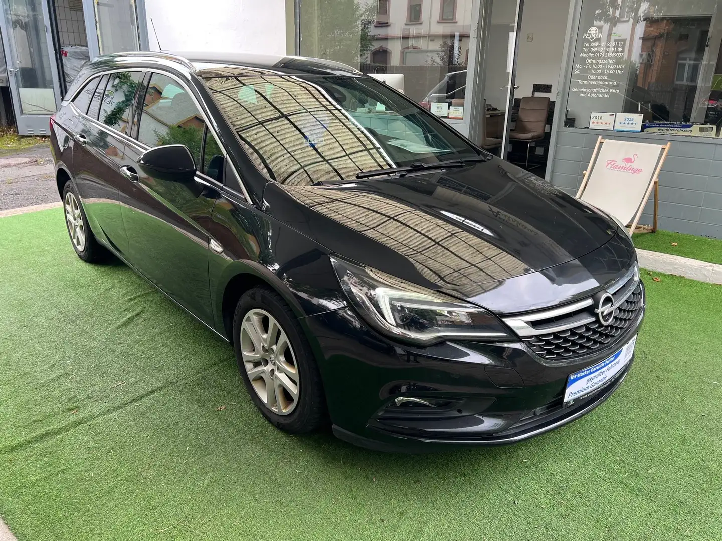 Opel Astra K Sports Tourer Elegance,KlimaA,NAVI,PDC,SHZ,1H Schwarz - 1