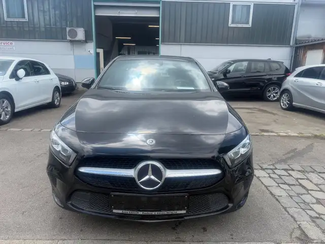 Mercedes-Benz A 180 d