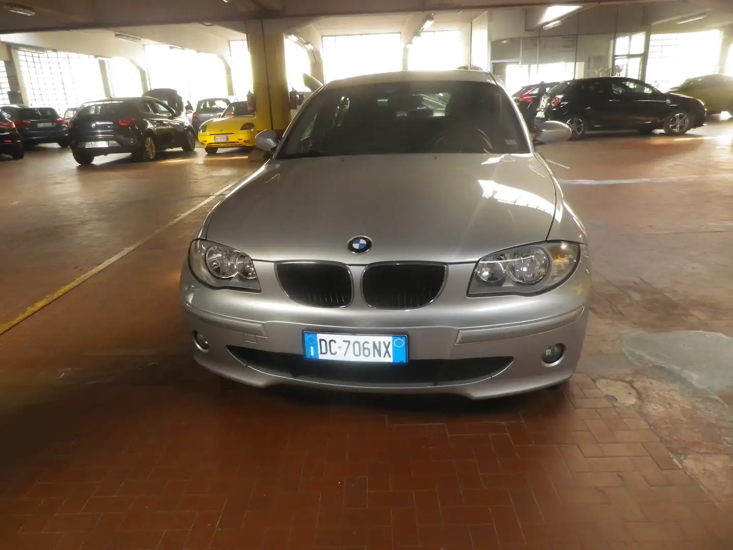 BMW 116 Serie 1 E87 2006 116i Eletta 6m Grigio - 2