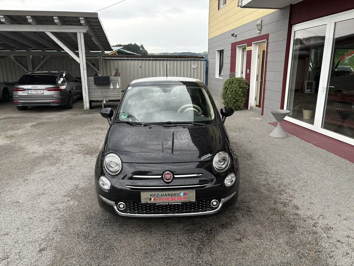 Fiat 500 1,2 Lounge Facelift *WENIG KM|1.BESITZ|PANORAMA* Schwarz - 2