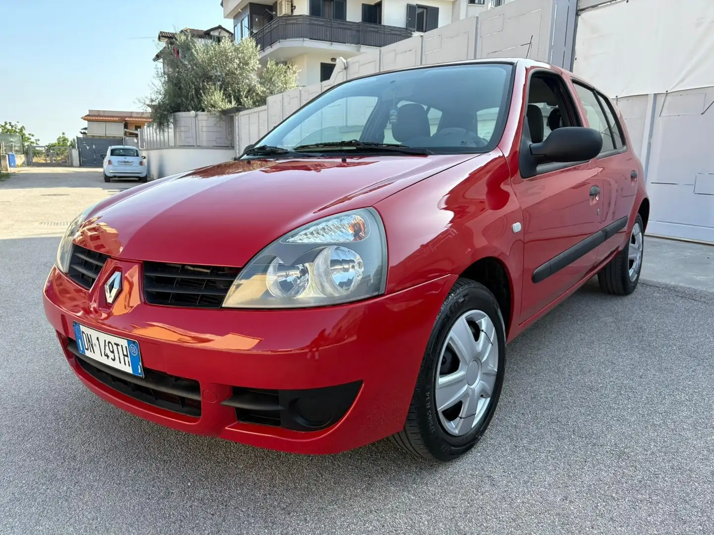 Renault Clio Clio Storia 5p 1.2 Dynamique Rouge - 1
