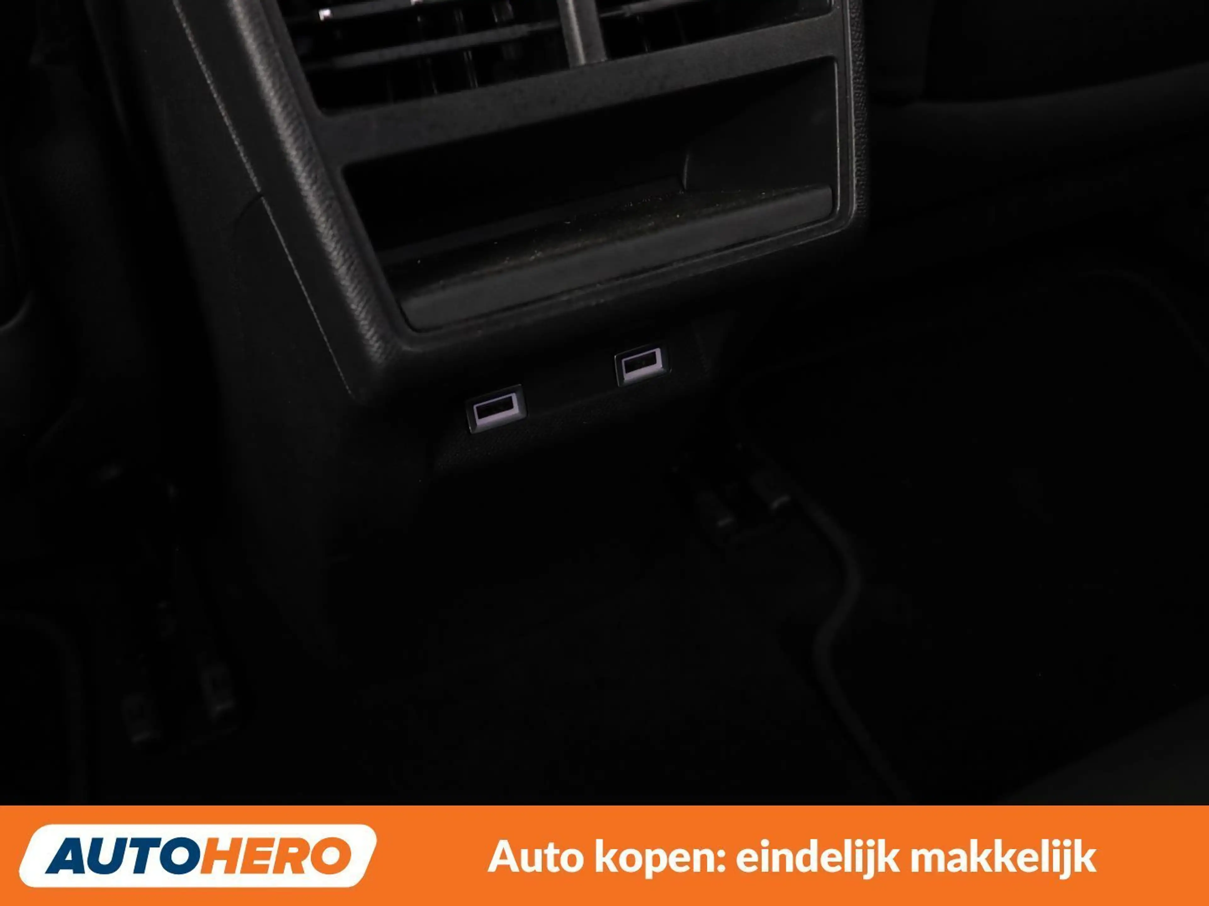 DS Automobiles DS 7 Crossback 1.6 E-Tense Hybrid 4x2 Grand Chic — photo 32