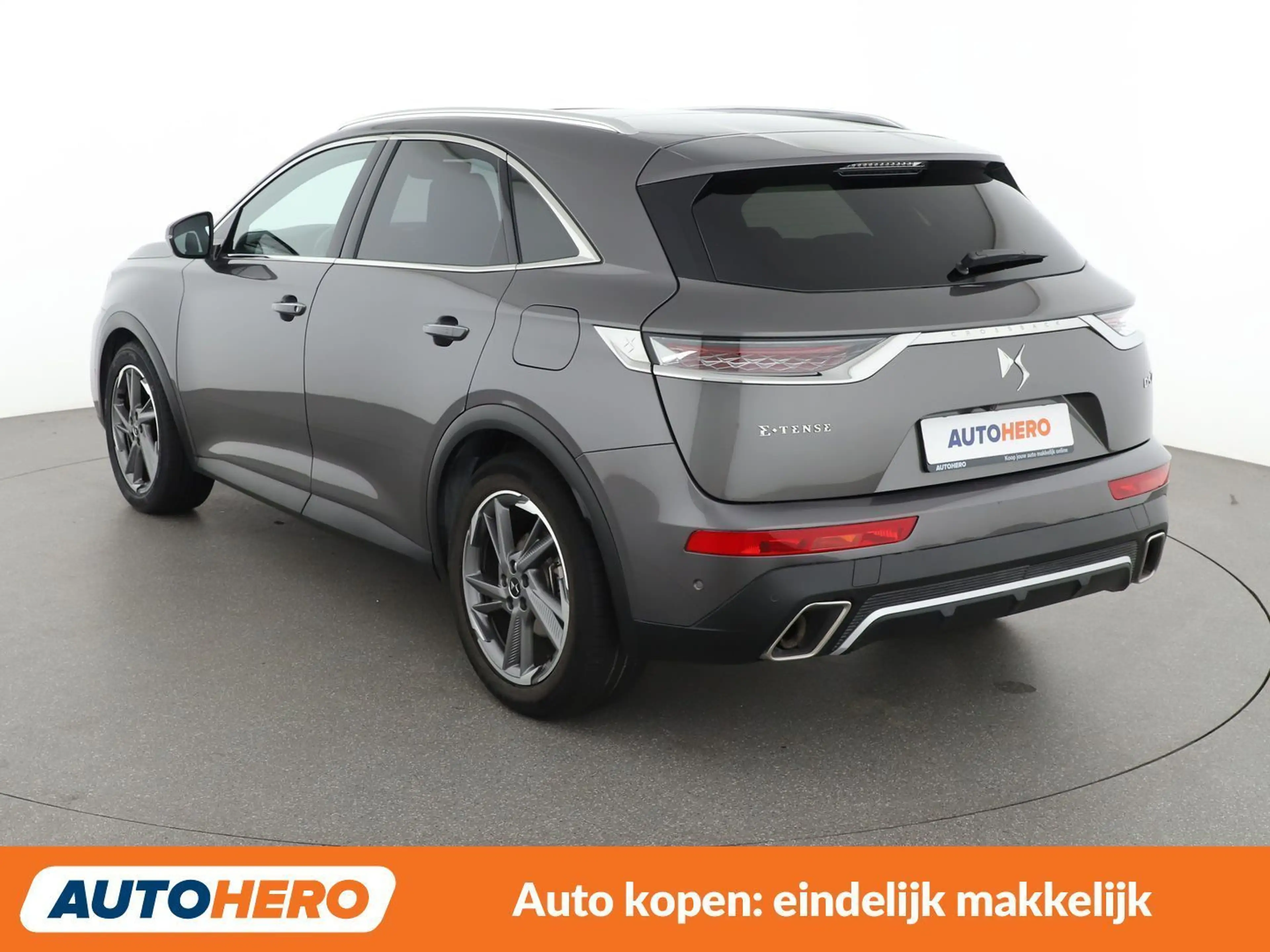 DS Automobiles DS 7 Crossback 1.6 E-Tense Hybrid 4x2 Grand Chic — photo 4