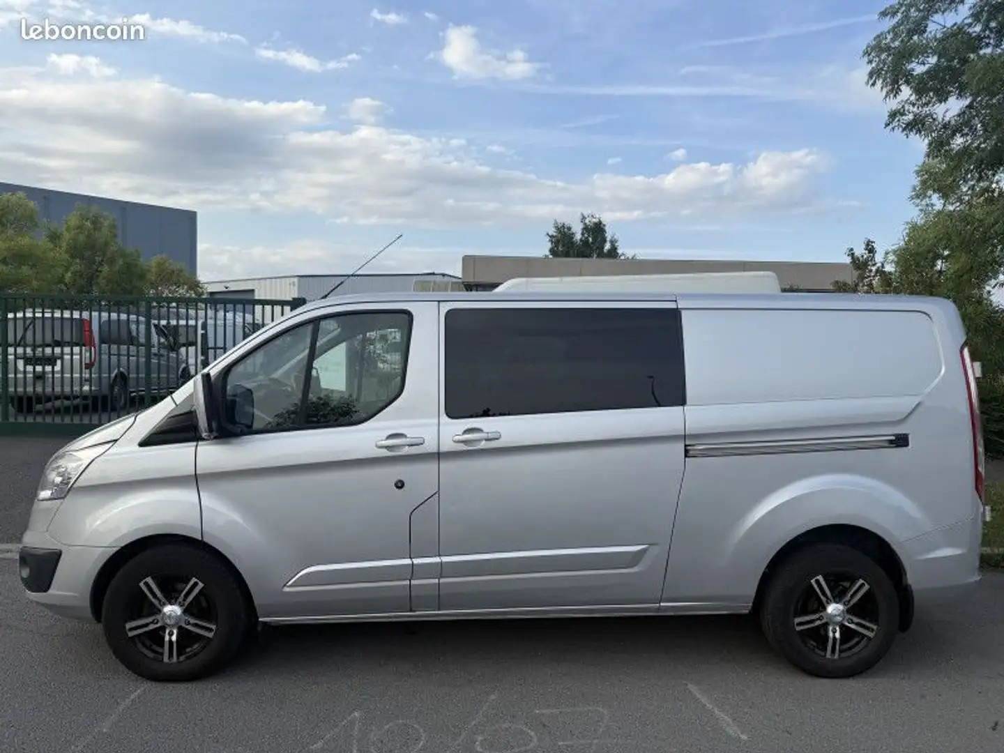 Ford Transit Custom TRANSIT KOMBI 310 L2H1 2.0 TDCI 130CH TREND BUSINE Gris - 1