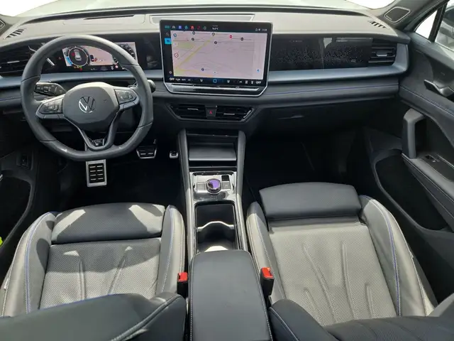 Volkswagen Tayron view 8