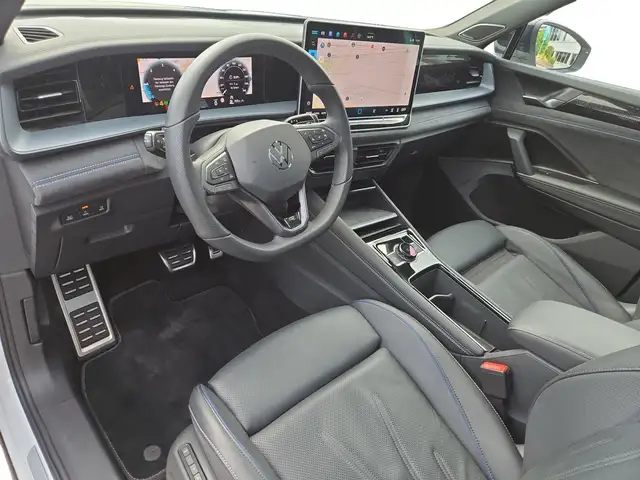 Volkswagen Tayron view 4