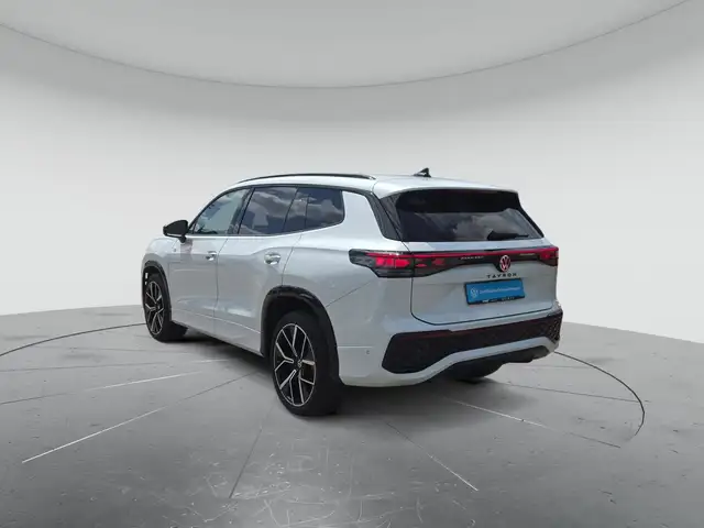 Volkswagen Tayron view 3