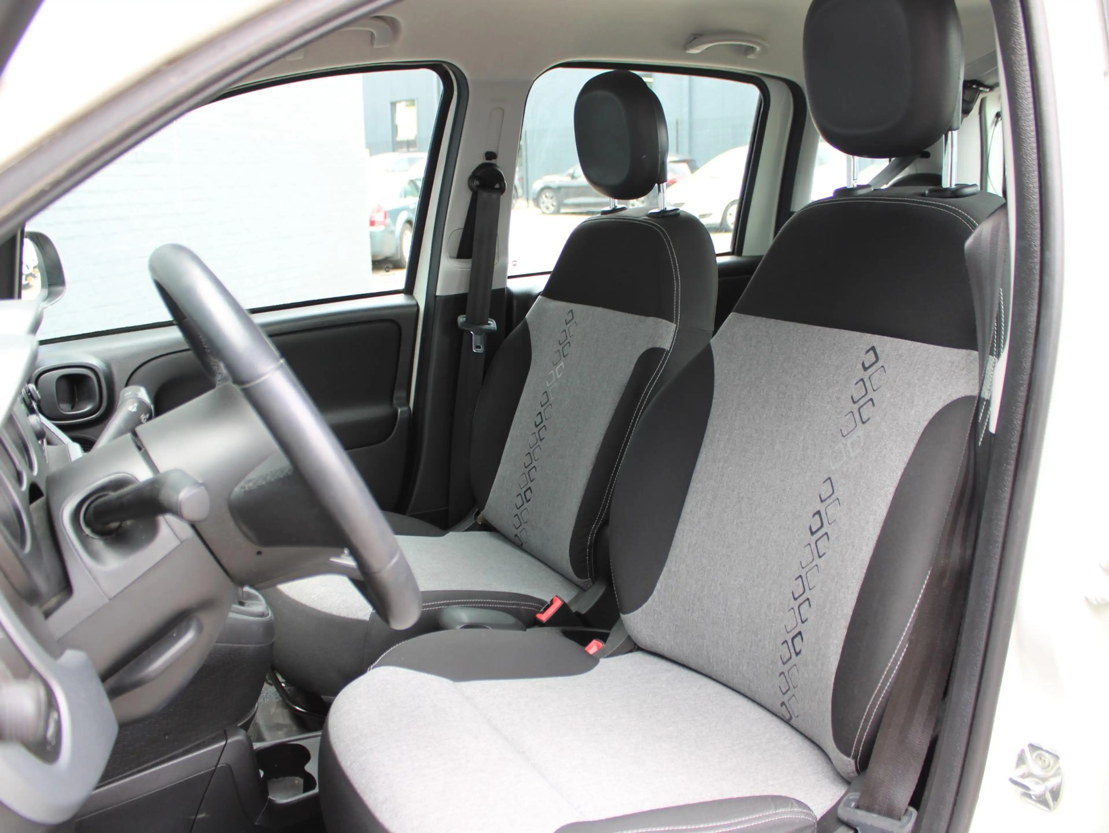 Fiat Panda 0.9 TwinAir Lounge | All Season Banden | Airco — photo 10