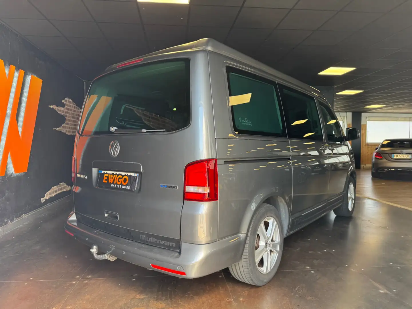 Volkswagen T5 2.0 TDI 140// TYPE CALIFORNIA BEACH// TENTE DE  - 2
