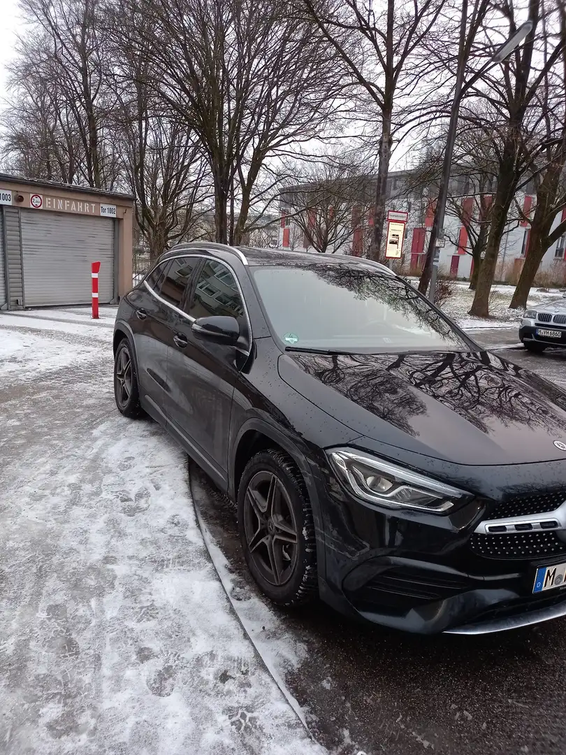 Mercedes-Benz GLA 250 8G-DCT AMG Line - 1