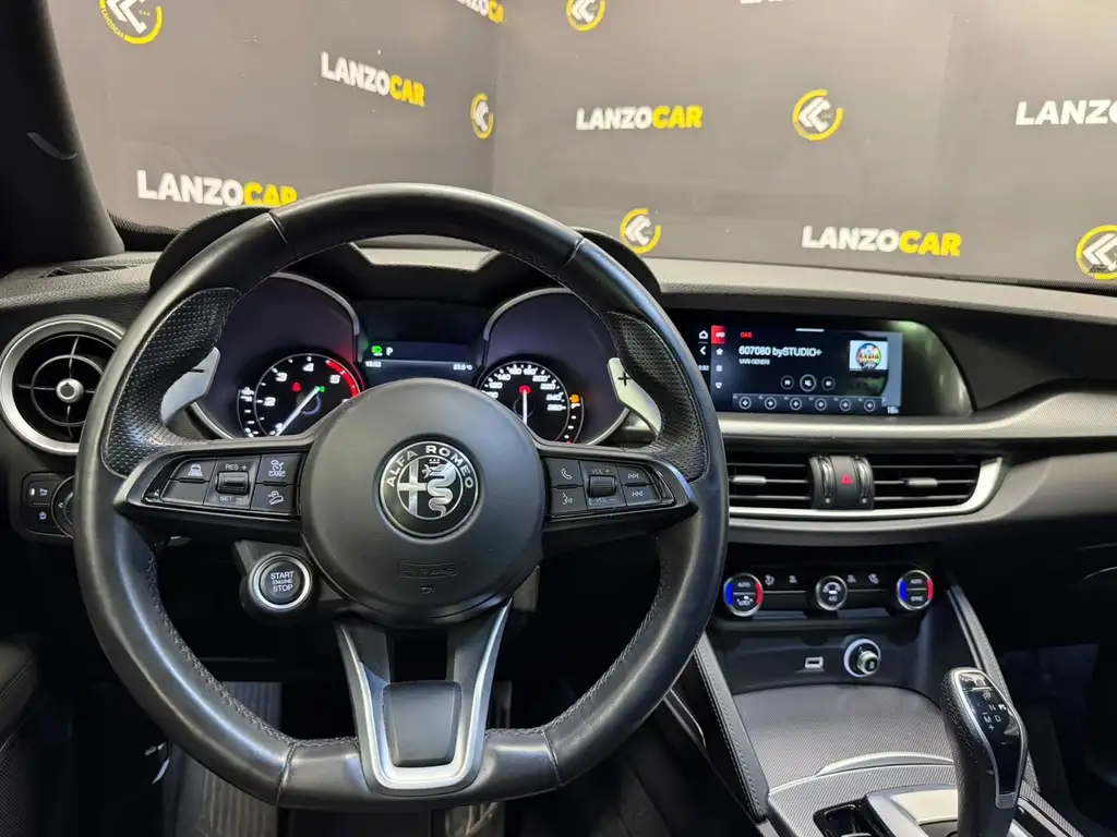 Alfa Romeo Stelvio | foto 8