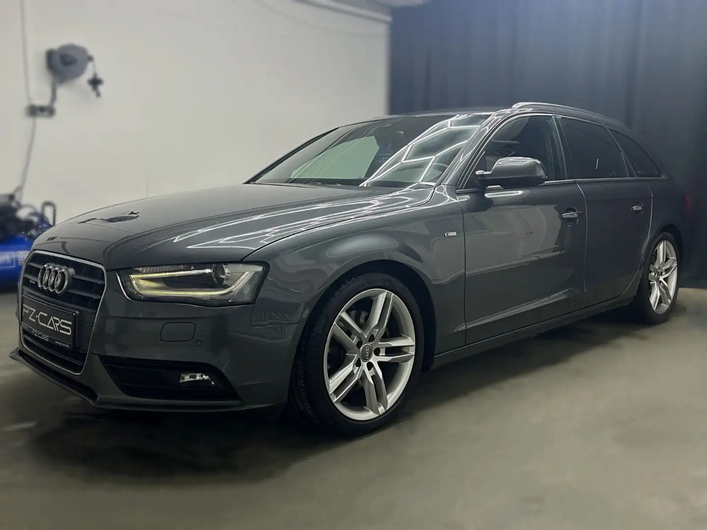 Audi A4 2.0 TDI S-Tronic 4WD|S-Line|Navi|RFK|ACC|AHK Grau - 1