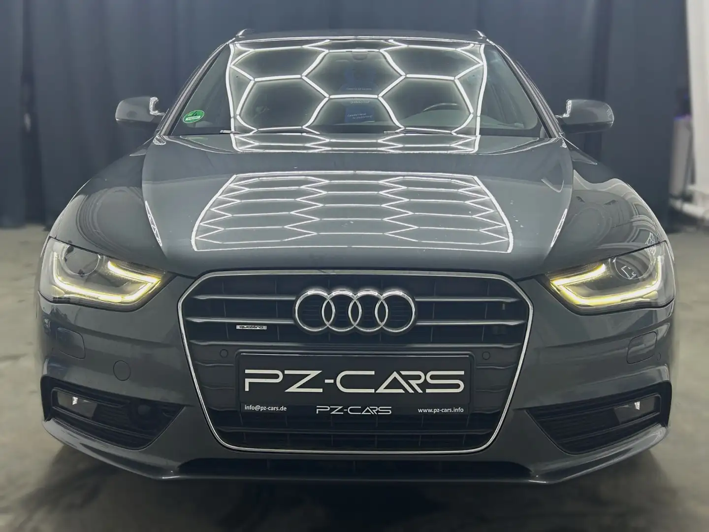 Audi A4 2.0 TDI S-Tronic 4WD|S-Line|Navi|RFK|ACC|AHK Grau - 2