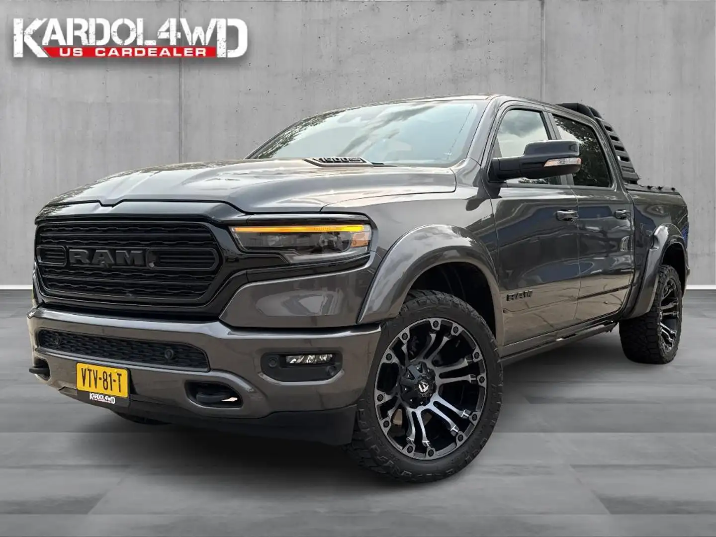 Dodge RAM 1500 5.7 V8 4x4 Crew Cab Limited | Virtual spiegel Gris - 1