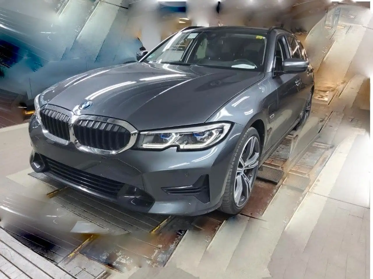 2022 BMW 330 e xDrive Sport Line SAG/HUD/Laser/AHK/Leder, photograph 5