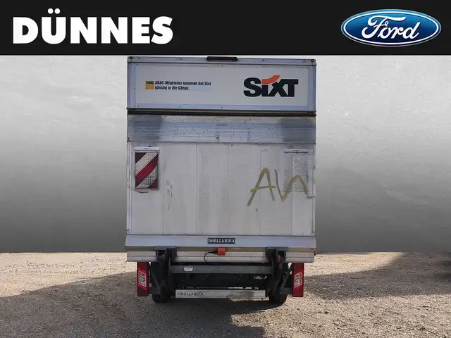 Ford Transit view 4