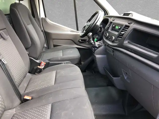 Ford Transit view 6