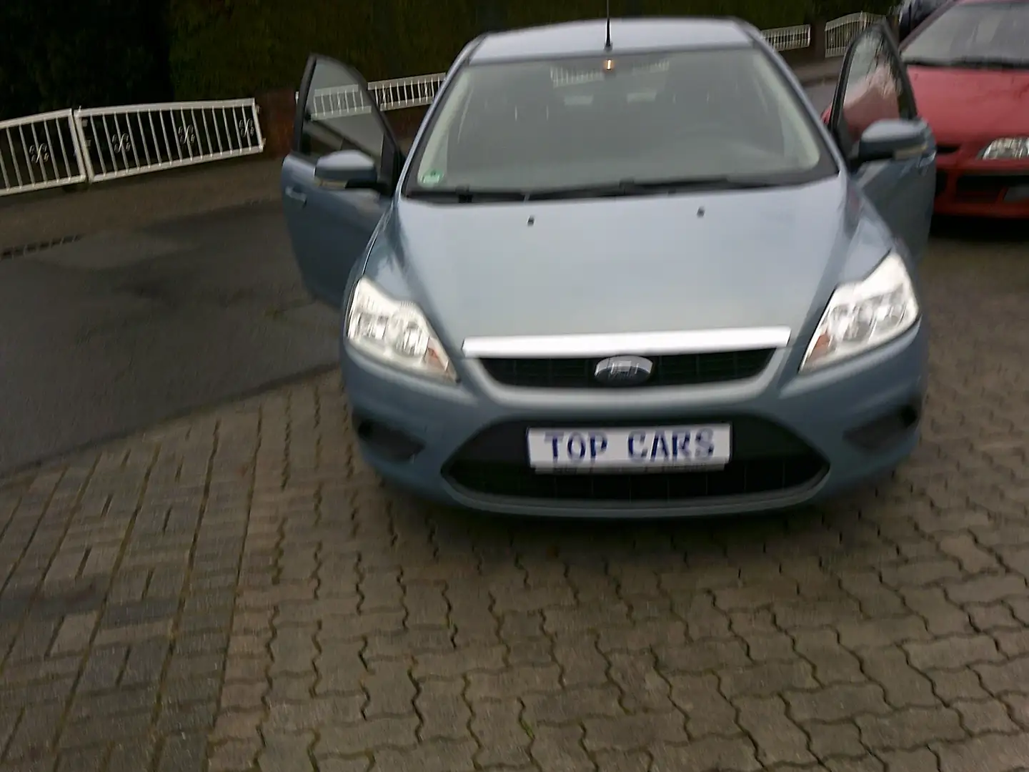 Ford Focus Style Grau - 1