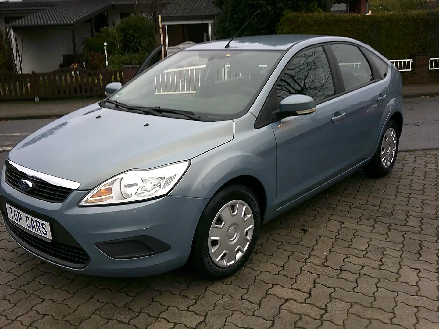 Ford Focus Style Grau - 2