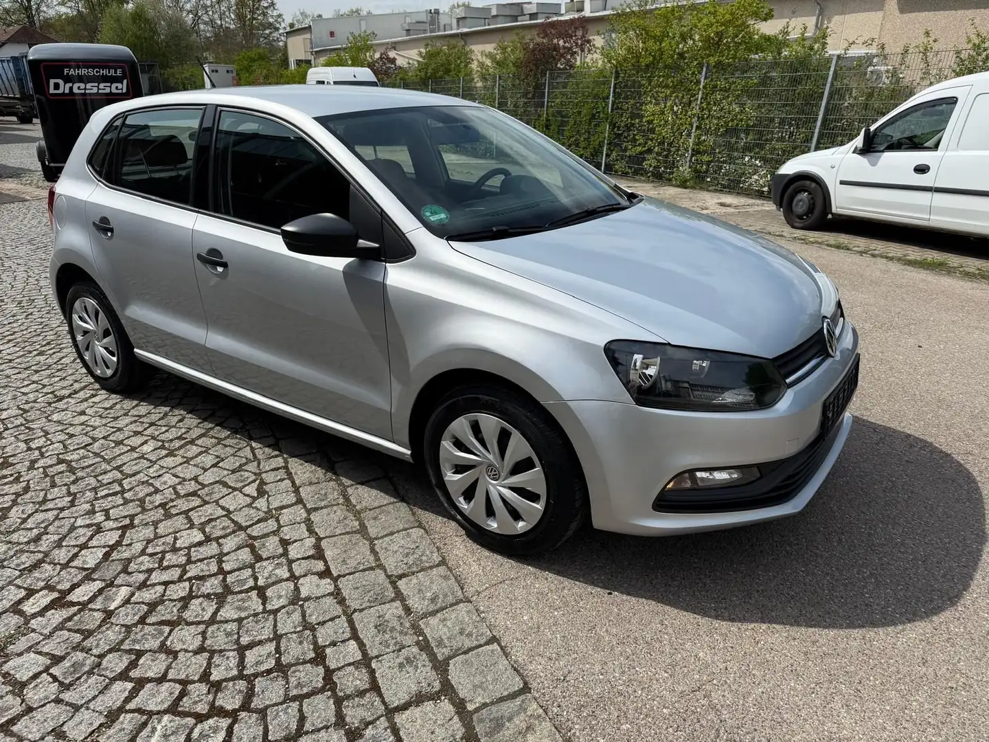 Volkswagen Polo V Trendline Argent - 1