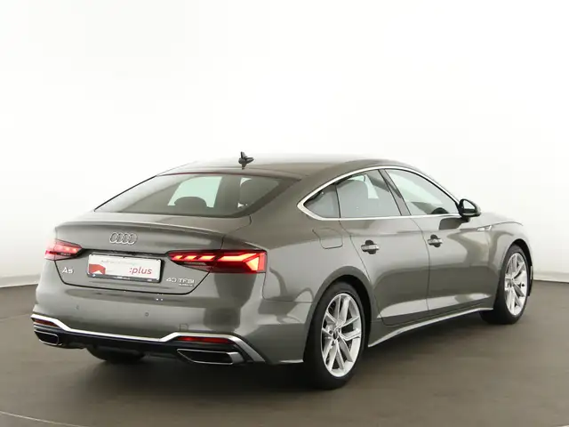Audi A5 view 7