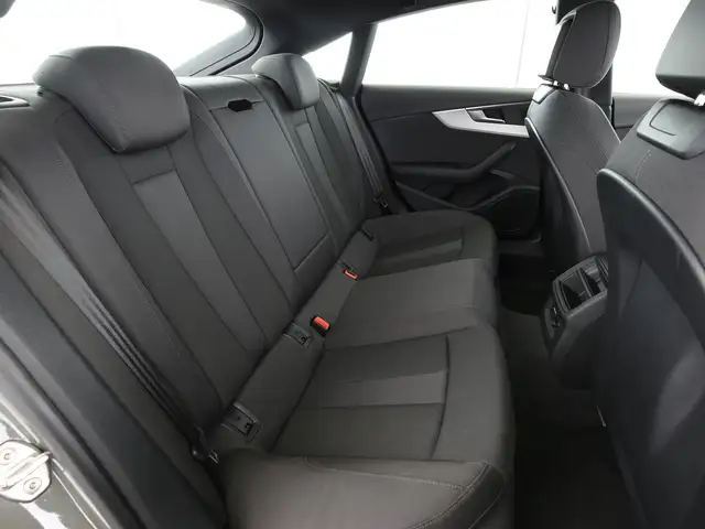 Audi A5 view 15