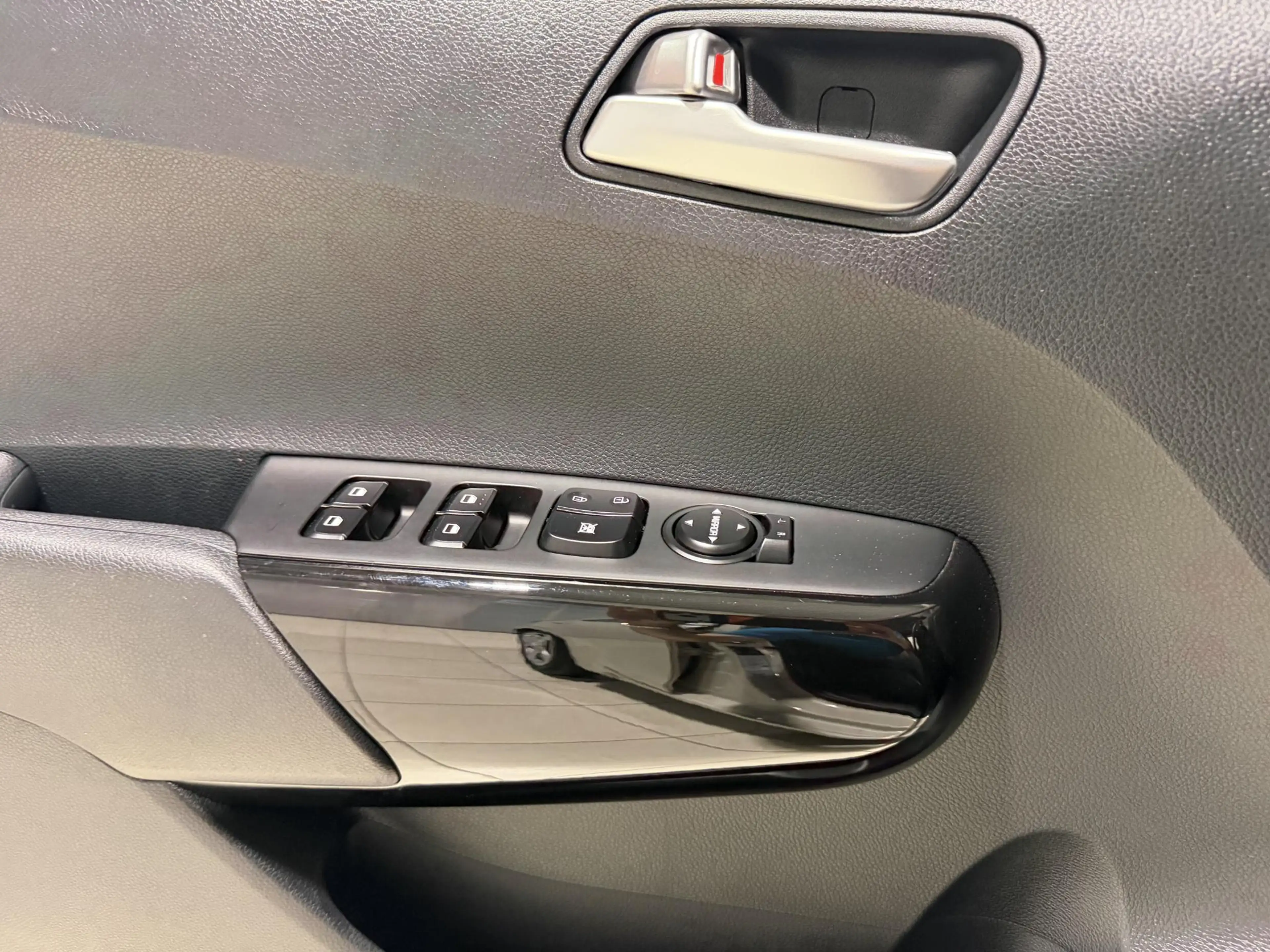 Kia Picanto 1.0 DPI DynamicLine 5p. Apple Carplay/Android Auto — photo 14