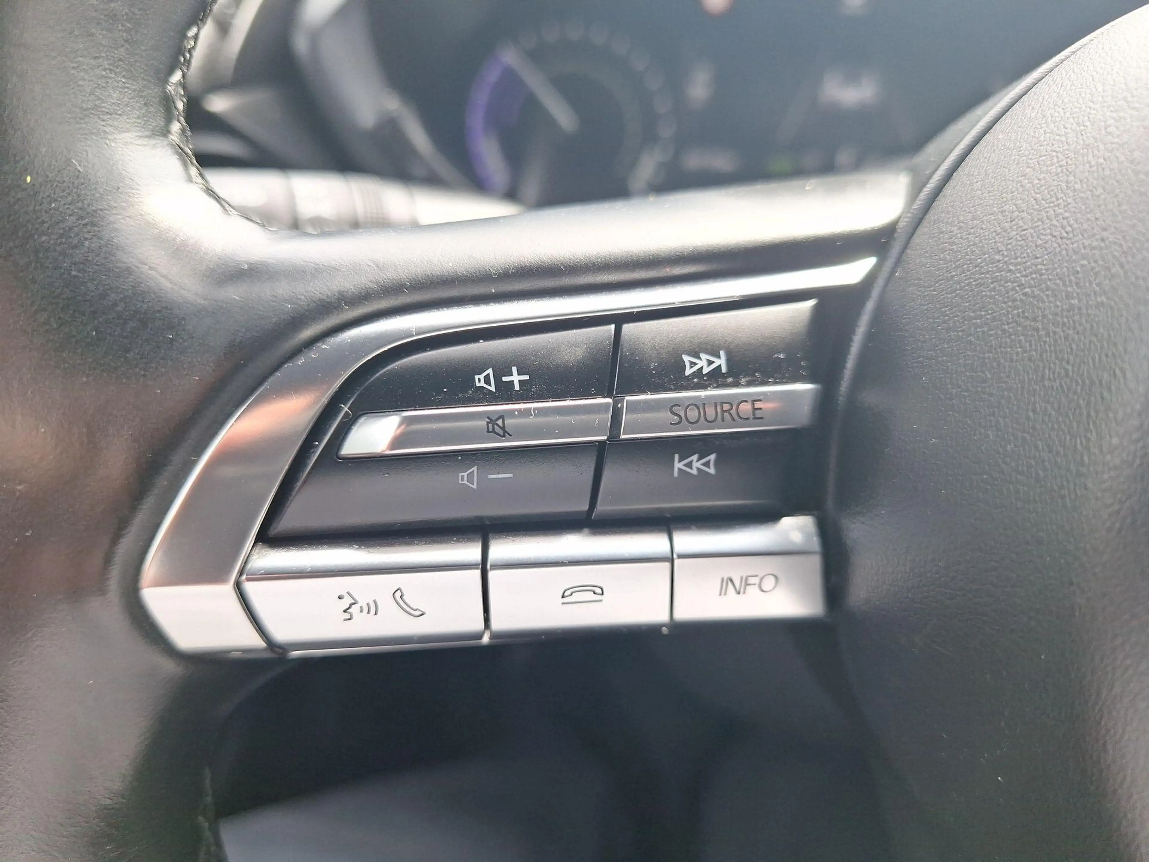 Mazda MX-30 e-SkyActiv 145 Comfort 36 kWh | NL-Auto | SOH 92% — photo 15