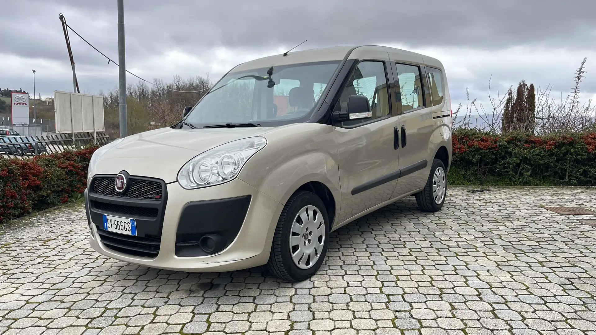 Fiat Doblo Doblo 1.6 mjt 16v Dynamic 105cv E5+ Bronce - 2