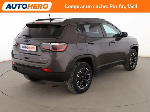 Jeep Compass view 6
