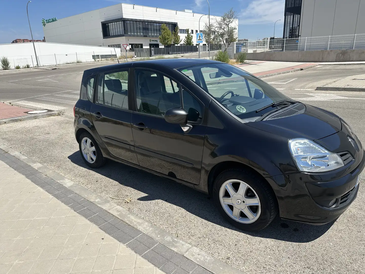Renault Modus 1.5DCI Dynamique 85 eco2 - 2