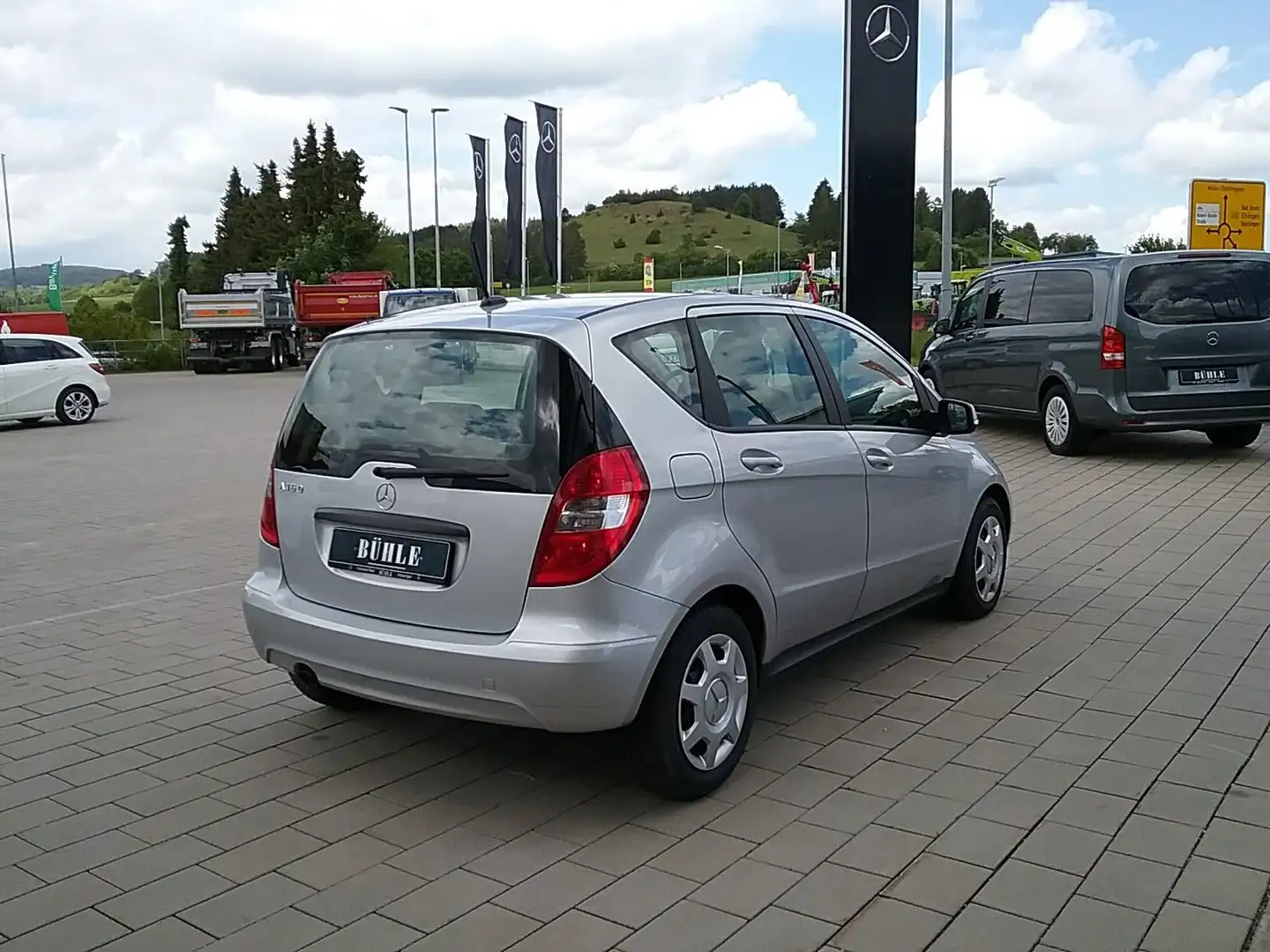 Mercedes-Benz A 160 BLUE EFFICIENCY CLASSIC+5 TÜREN+KLIMA+SITZHEIZUNG+ Silber - 2