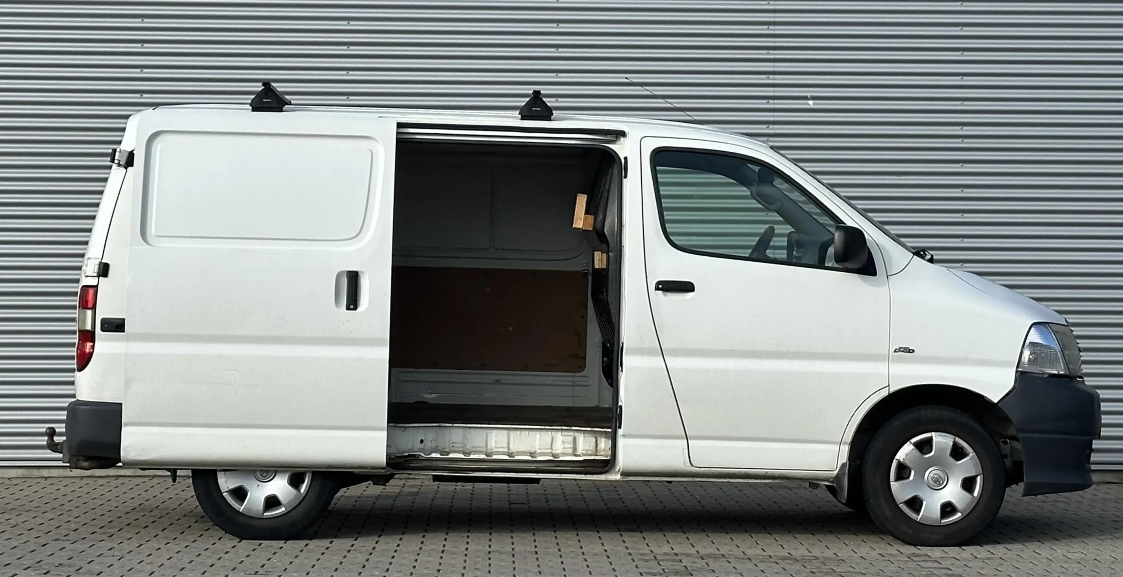 Toyota Hiace 2.5 D-4D KWB Comfort Airco/Clima — photo 3