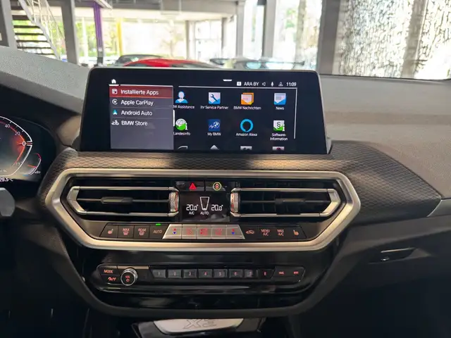 BMW X3 view 21