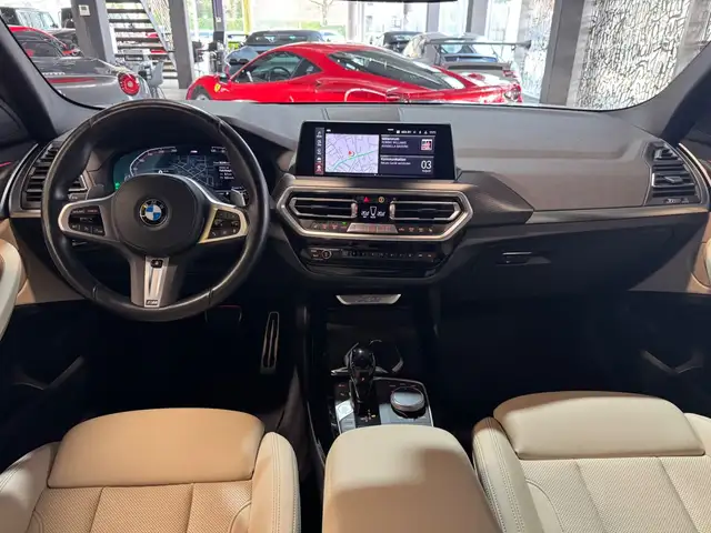 BMW X3 view 16