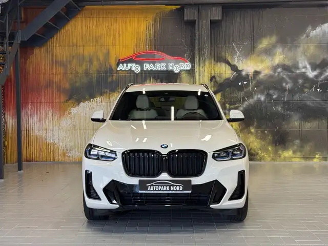 BMW X3 view 2