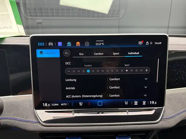 Volkswagen Passat view 29