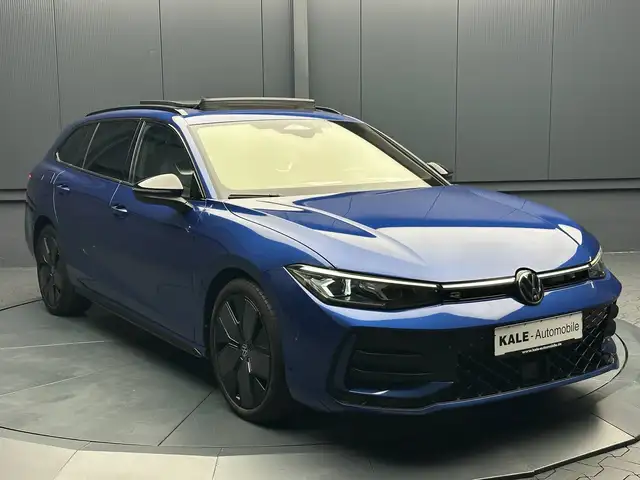 Volkswagen Passat view 7