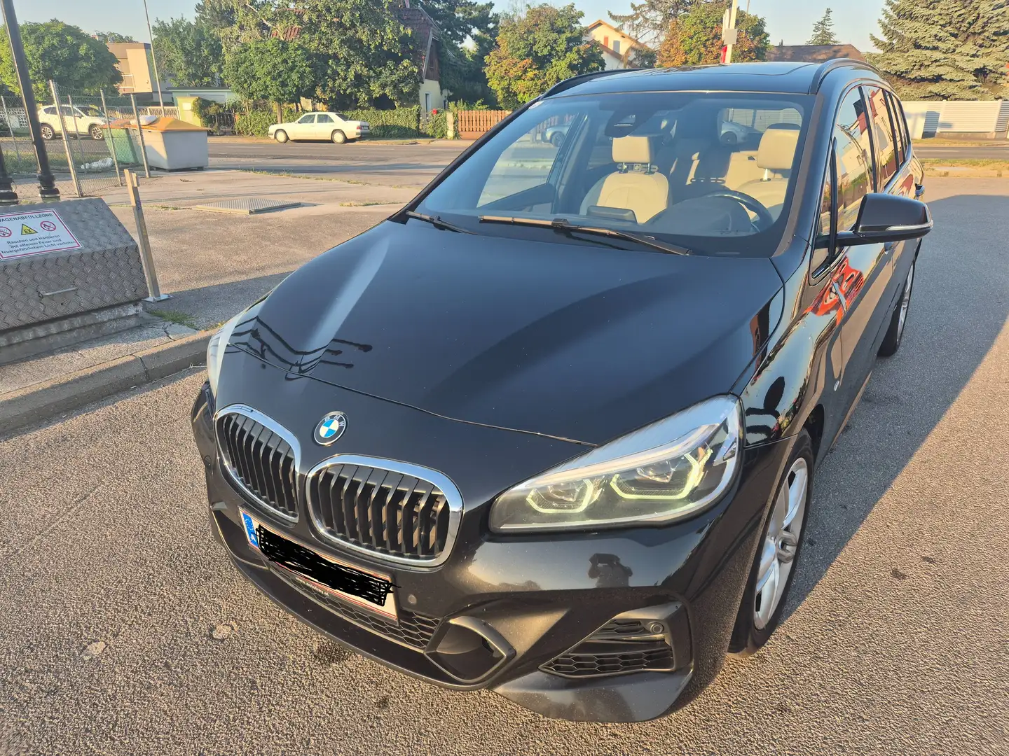 BMW 220 Schwarz - 2