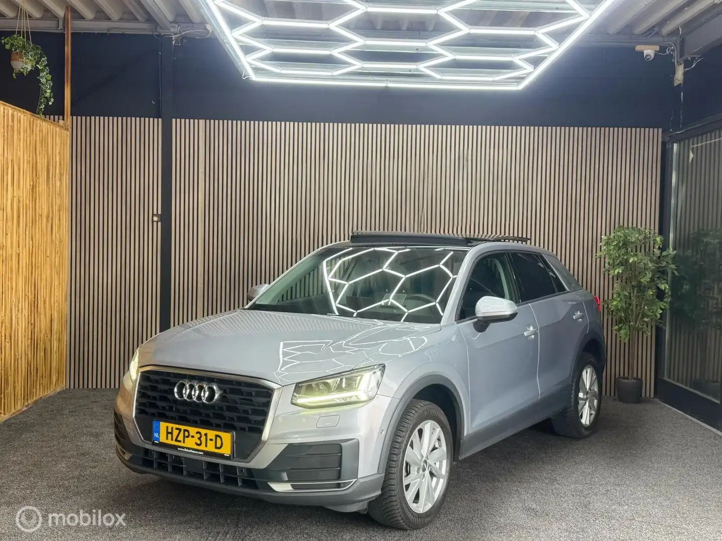Audi Q2 35 TFSI CoD Design Pro Line Plus|Pano|HUD|Keyless| Gris - 2