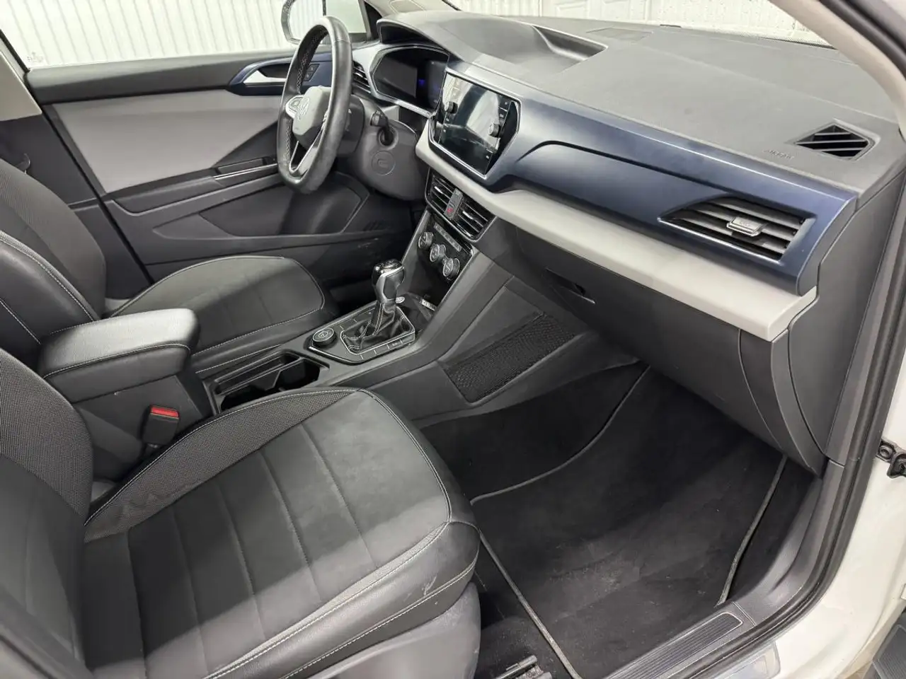 Volkswagen Taos снимка Volkswagen Taos