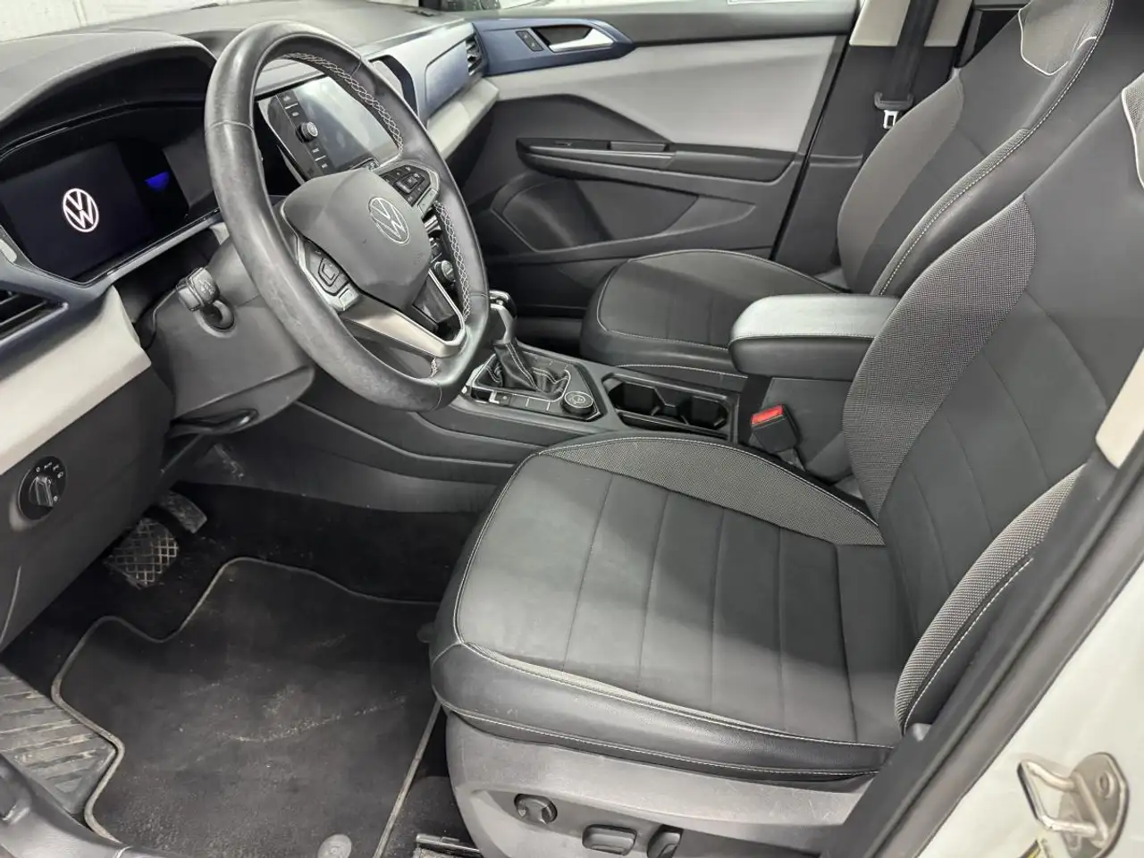 Volkswagen Taos снимка Volkswagen Taos