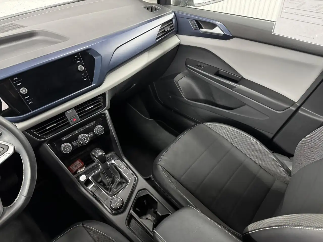 Volkswagen Taos снимка Volkswagen Taos