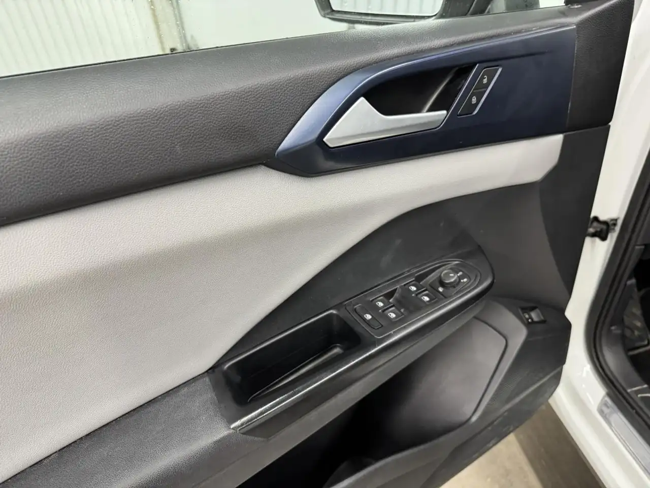 Volkswagen Taos снимка Volkswagen Taos