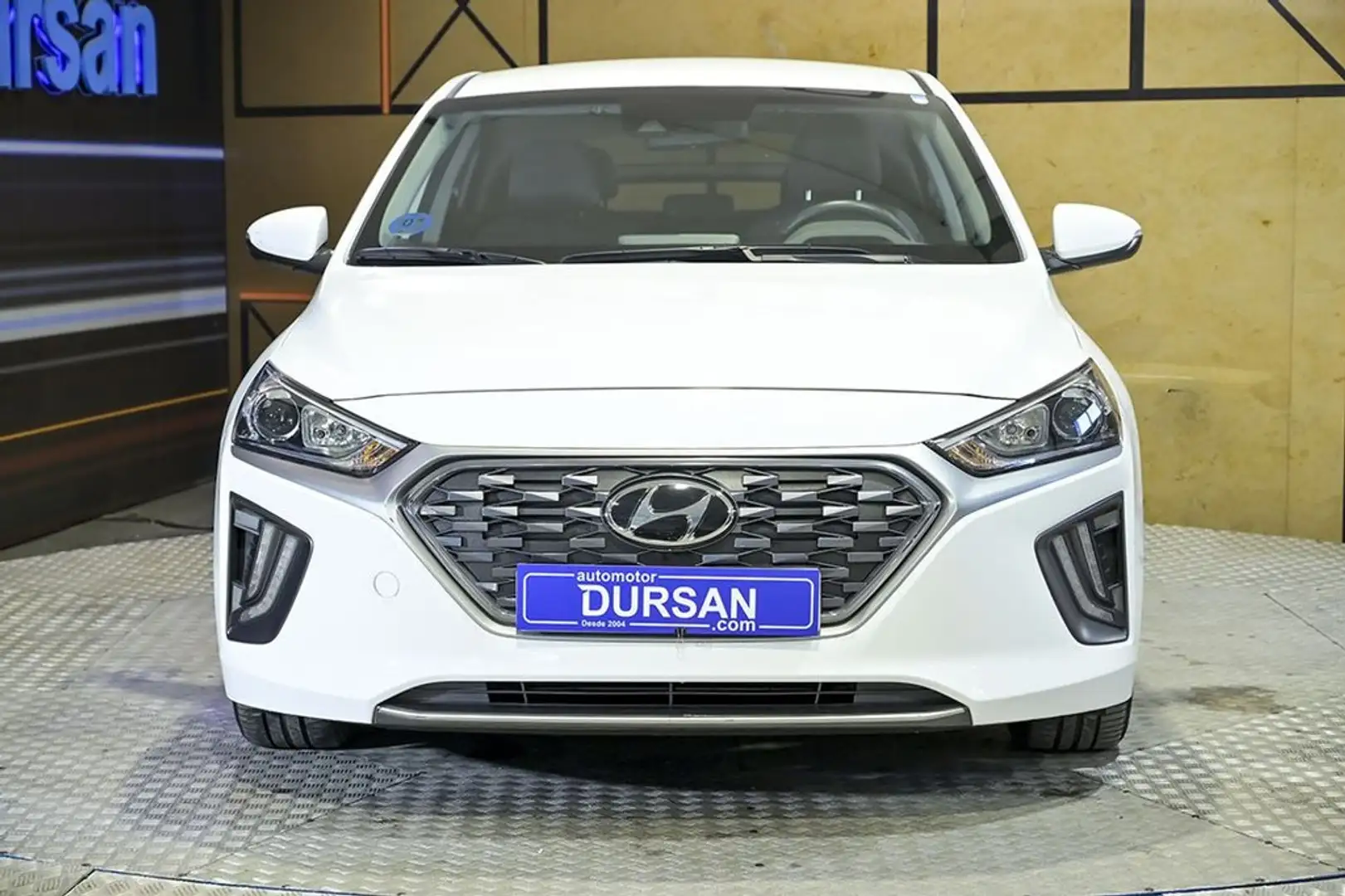 Hyundai IONIQ 1.6 GDI PHEV Klass DCT Blanc - 2