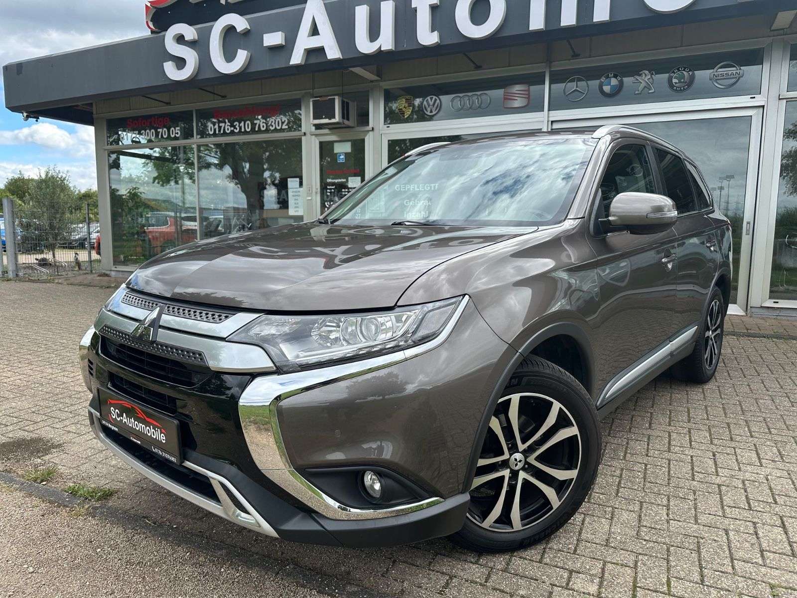 Mitsubishi Outlander