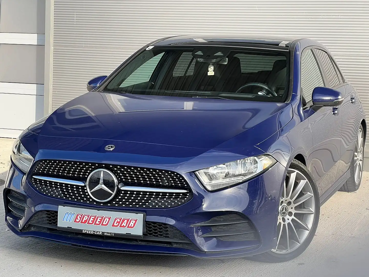 Mercedes-Benz A 180 d Aut. Schwarz - 1