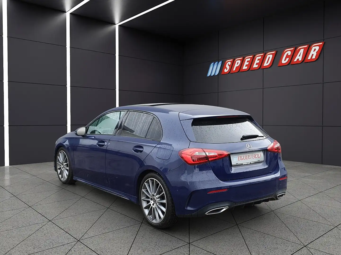 Mercedes-Benz A 180 d Aut. Noir - 1